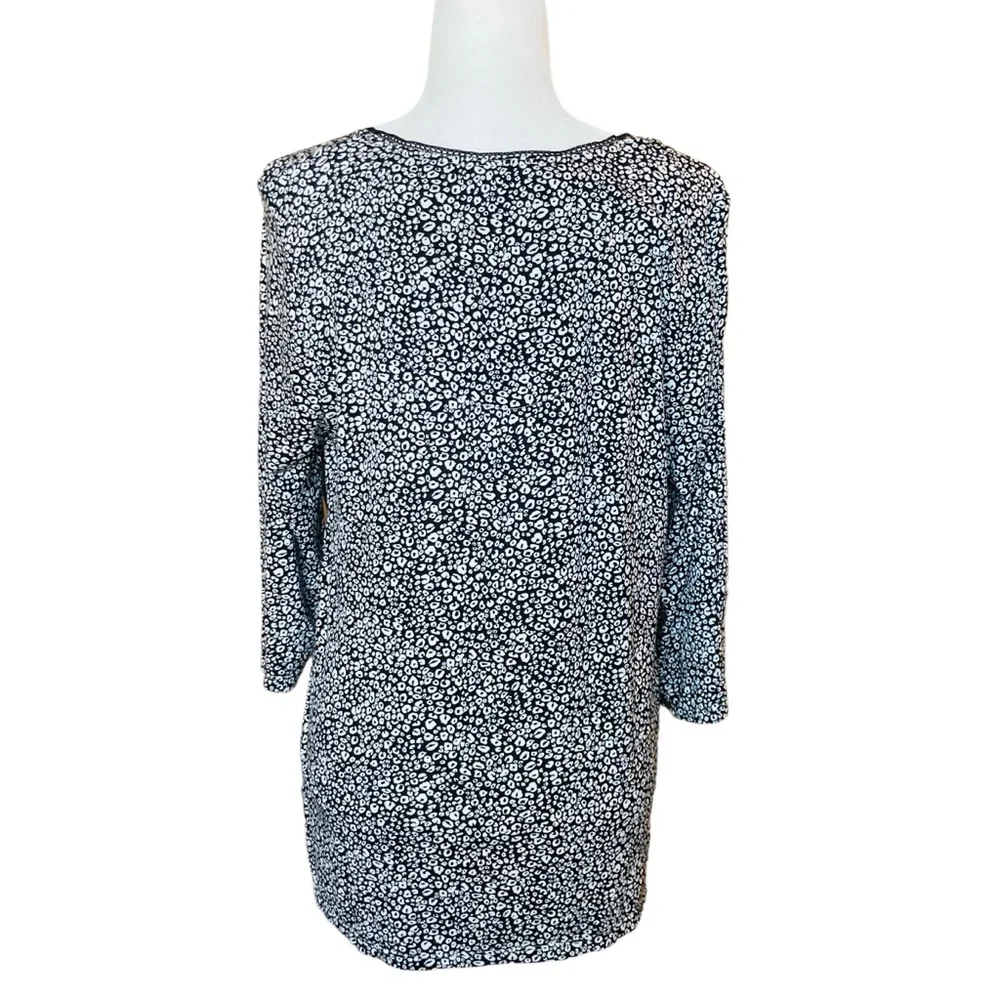 Kensie Women's abstract animal print quarter length sleeve top blouse, Sz L - Picture 11 of 16